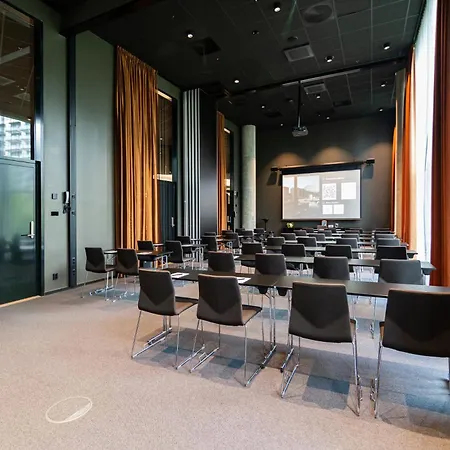 Hotel Quality Hasle Linie 4*