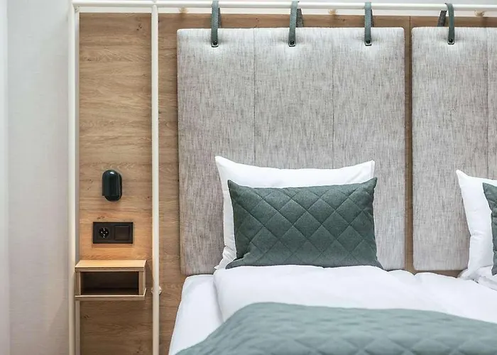 Quality Hasle Linie Hotel 4*